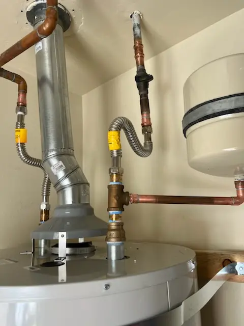 Water heater installation and plumbing repair in Glenbrook